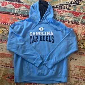 Men’s UNC hoodie.